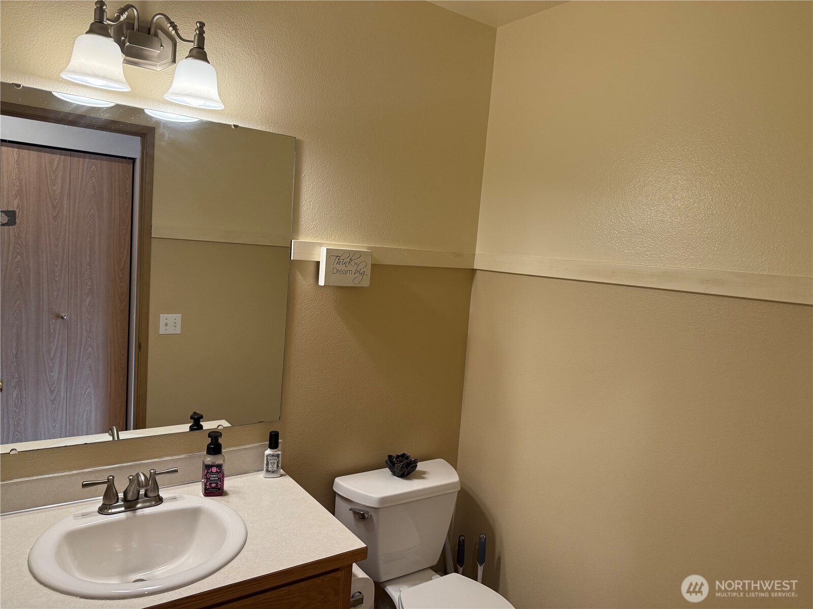 8312 185th Street Ct Property Photo 7
