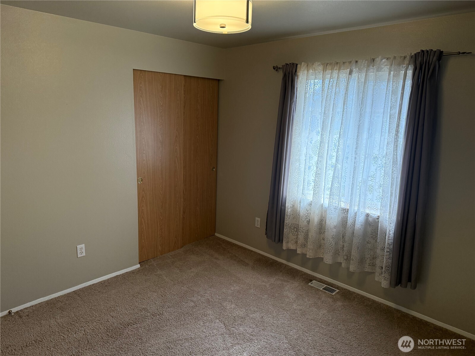 8312 185th Street Ct Property Photo 28
