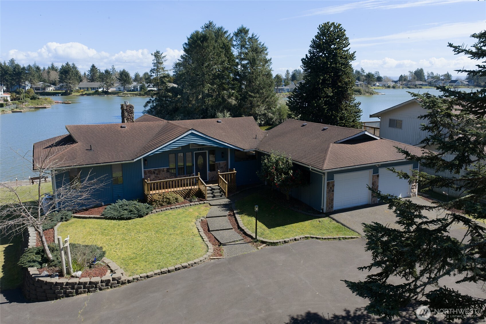 442 Mud Hen Loop Property Photo 1