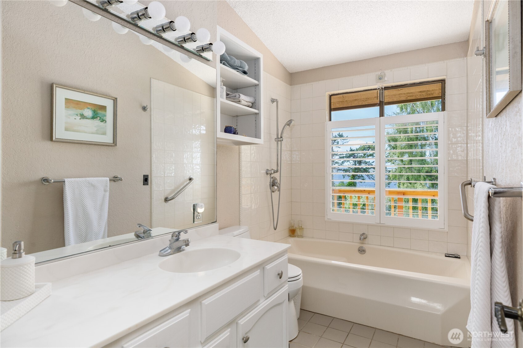 1204 Leisure Street Property Photo 18