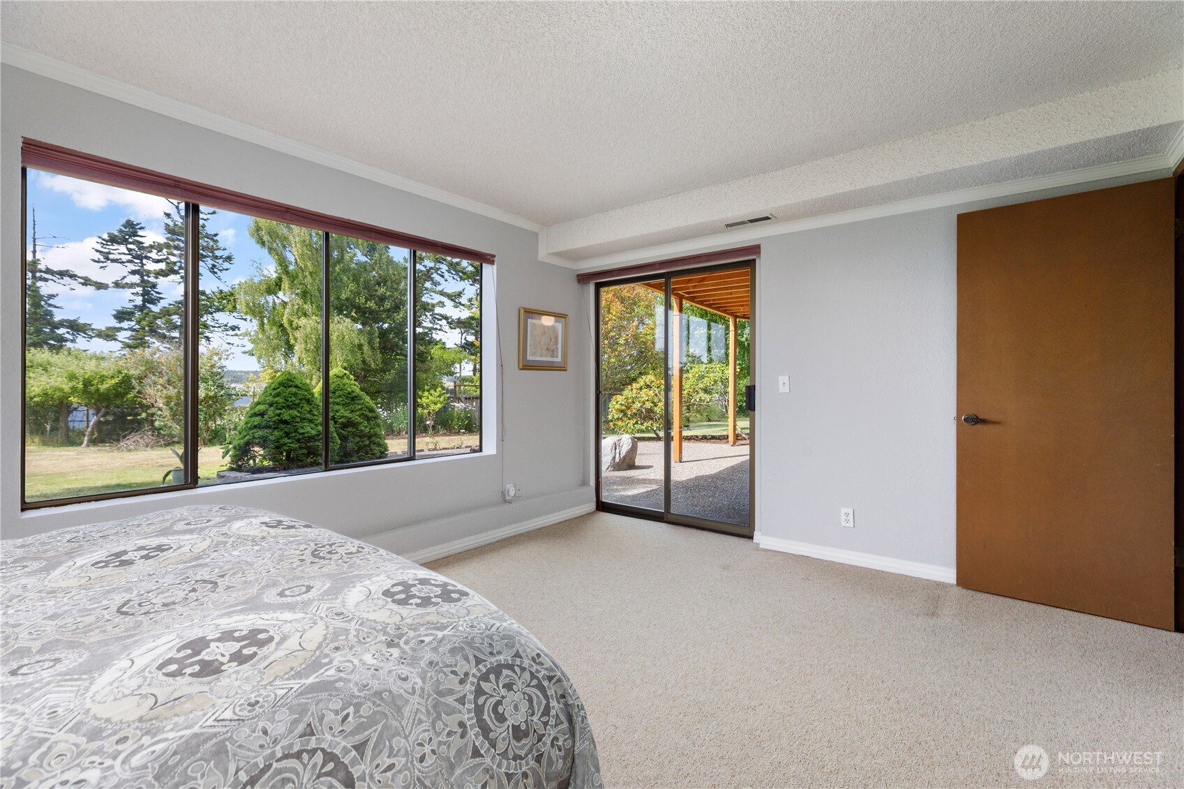 1204 Leisure Street Property Photo 28