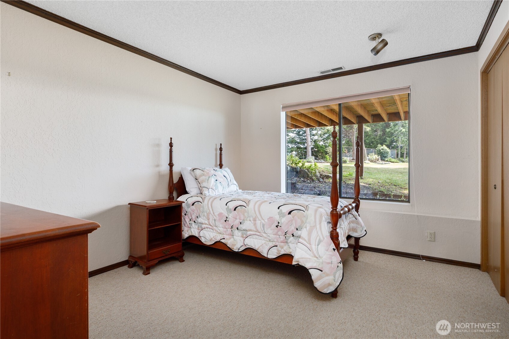 1204 Leisure Street Property Photo 29