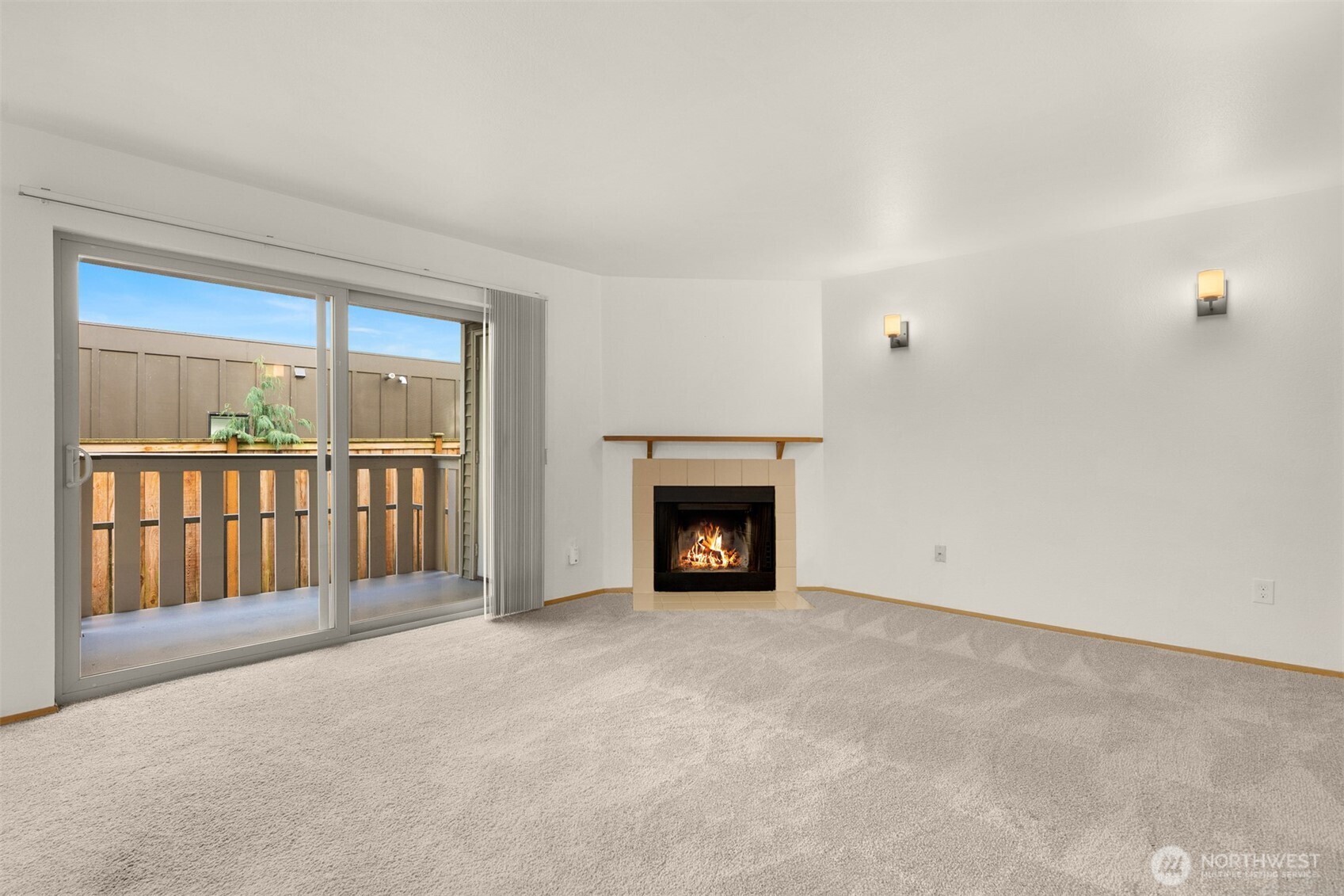 18200 73rd Avenue B103 Property Photo 3