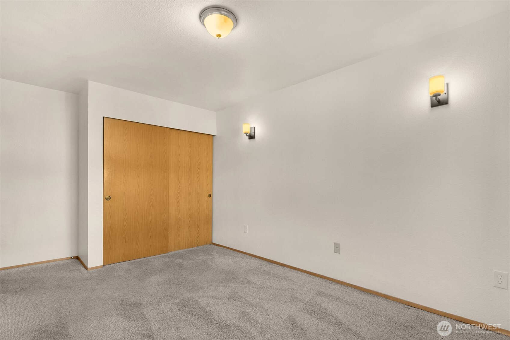 18200 73rd Avenue B103 Property Photo 18