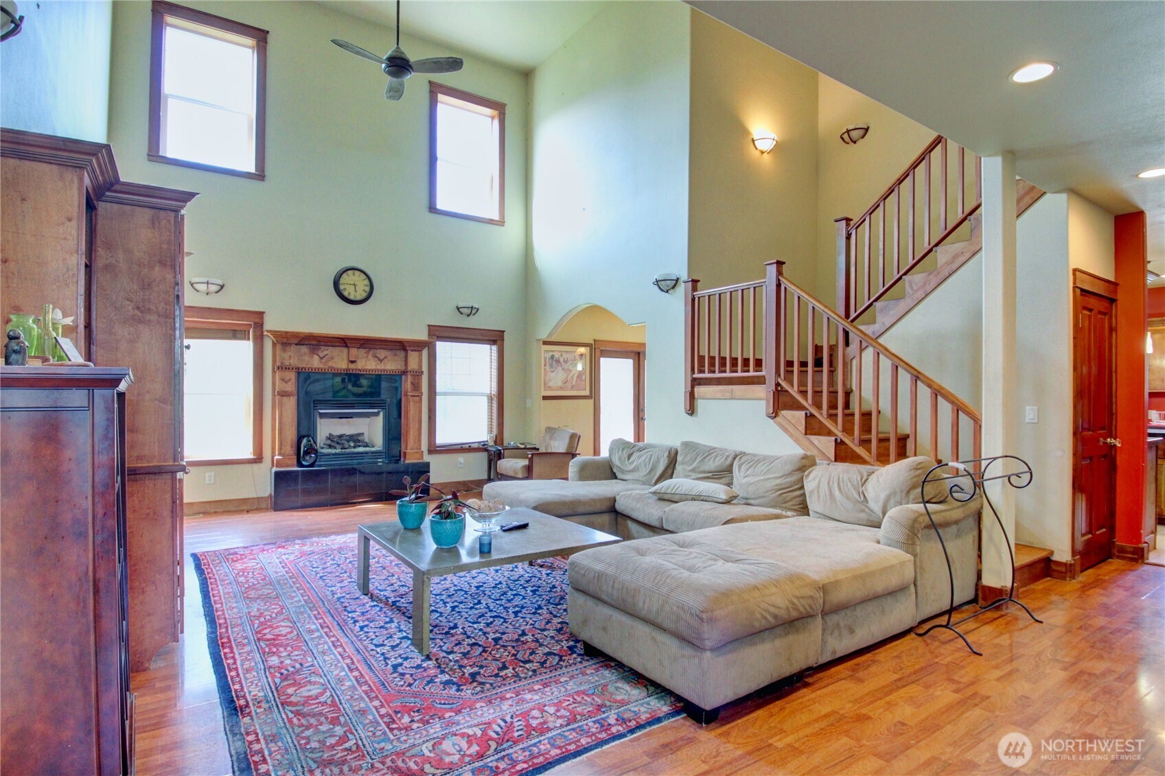4435 Castlerock Drive Property Photo 6