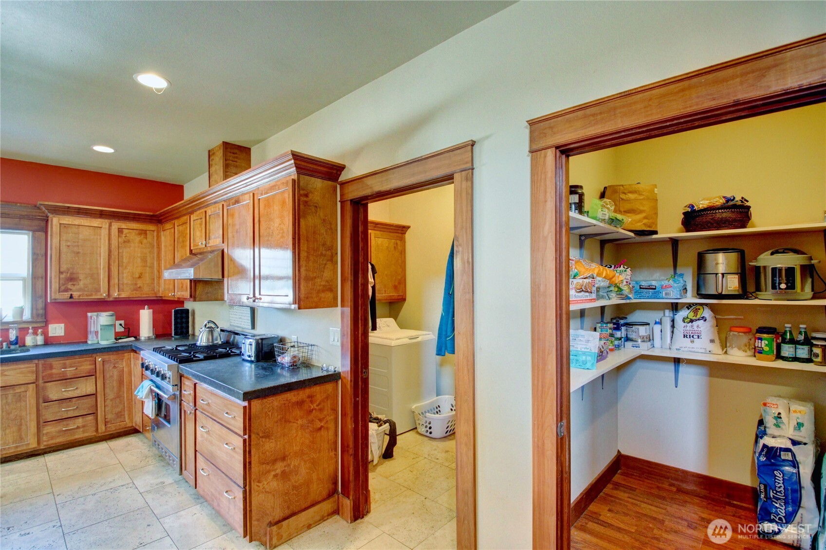 4435 Castlerock Drive Property Photo 18