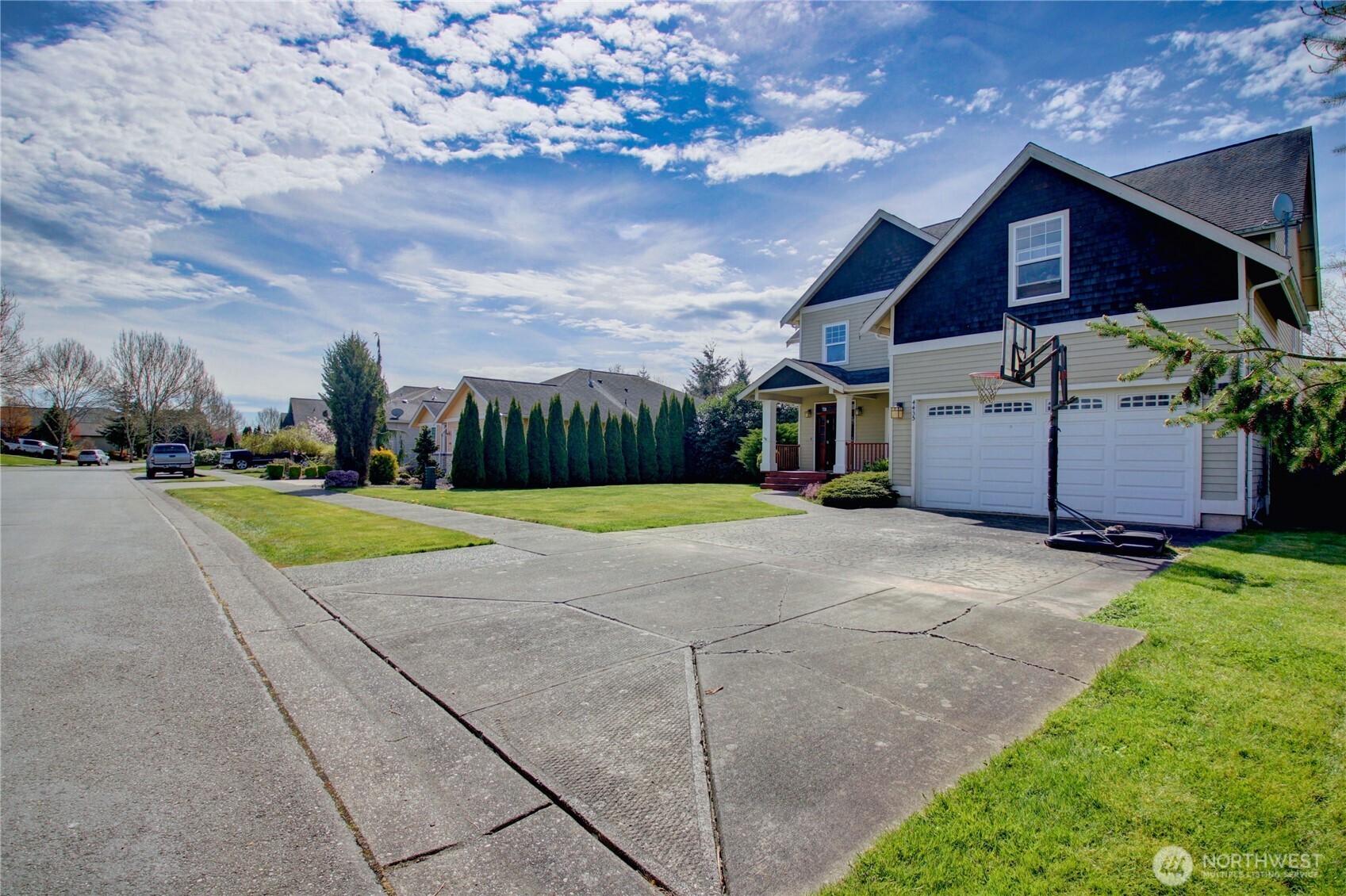 4435 Castlerock Drive Property Photo 37