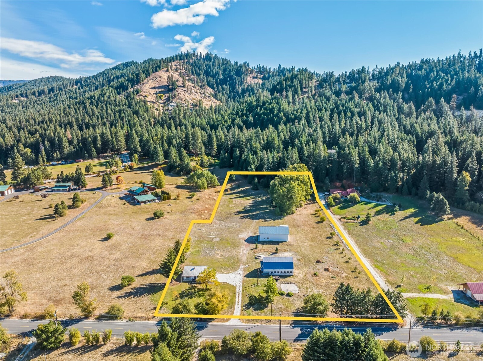 18451 Camp 12 Rd Property Photo 2