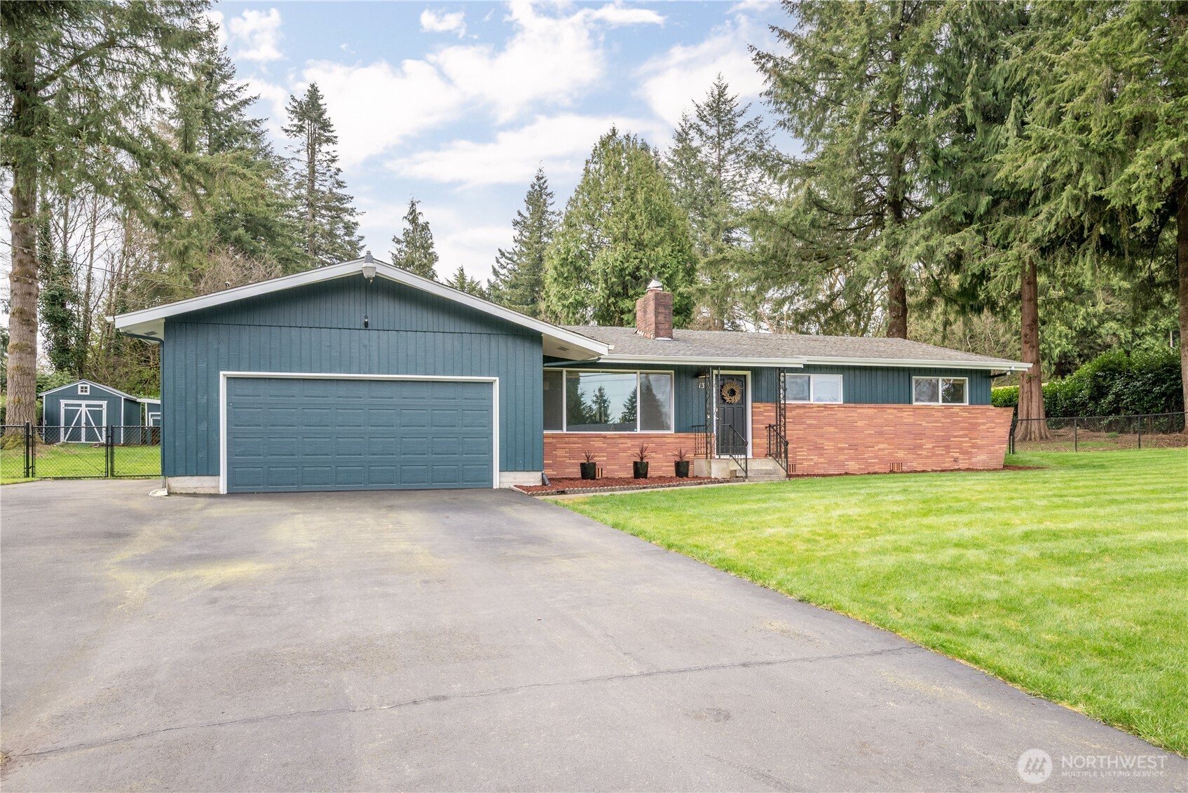 13 Laulainen Road Property Photo 1