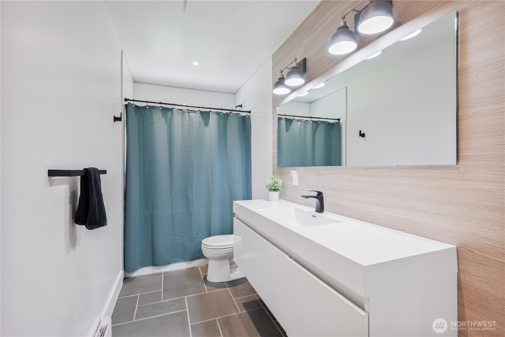 13 Laulainen Road Property Photo 17