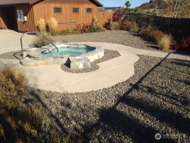 215 Plata Road Property Photo 29