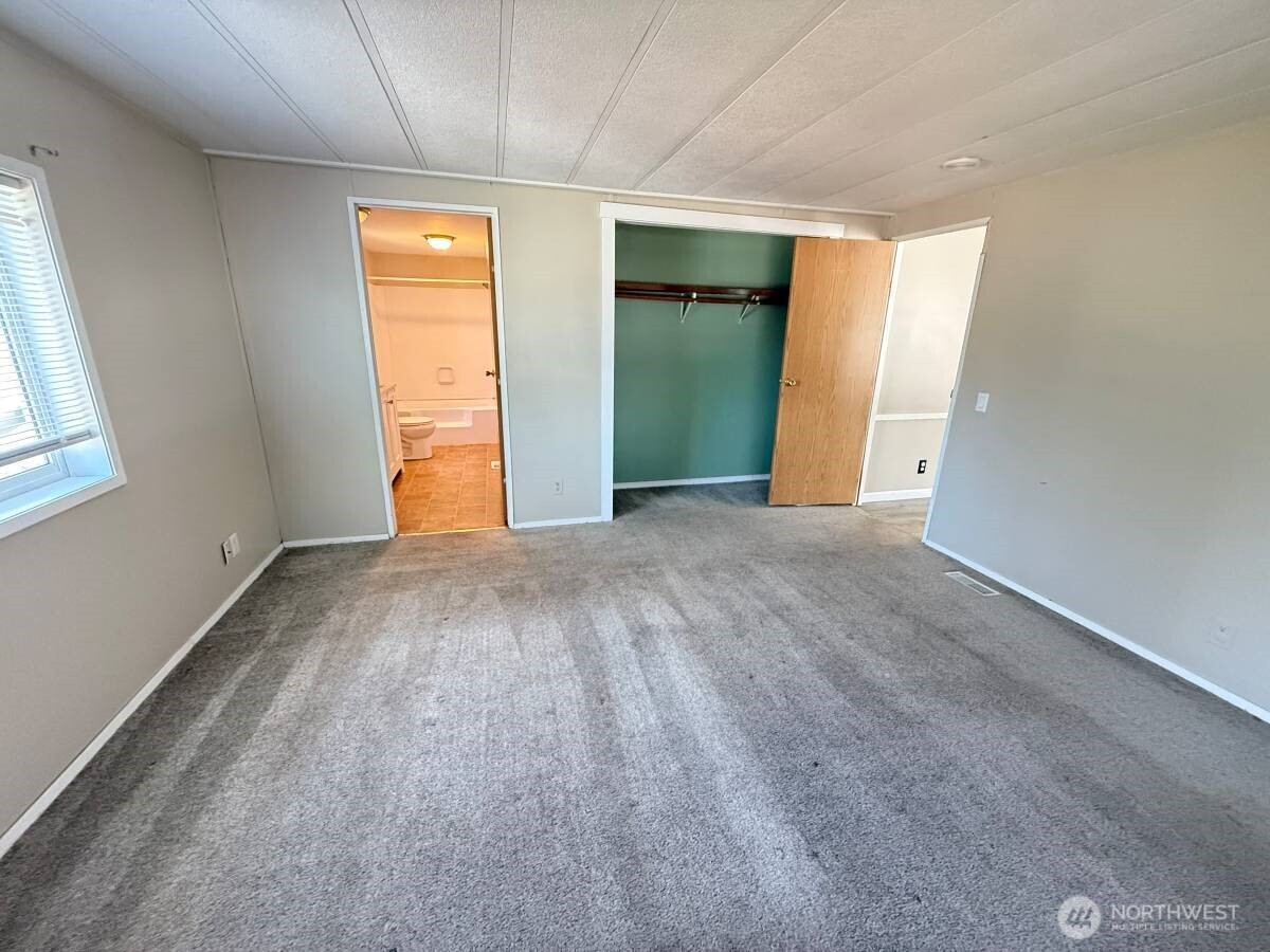10203 217th Avenue Ct Property Photo 7