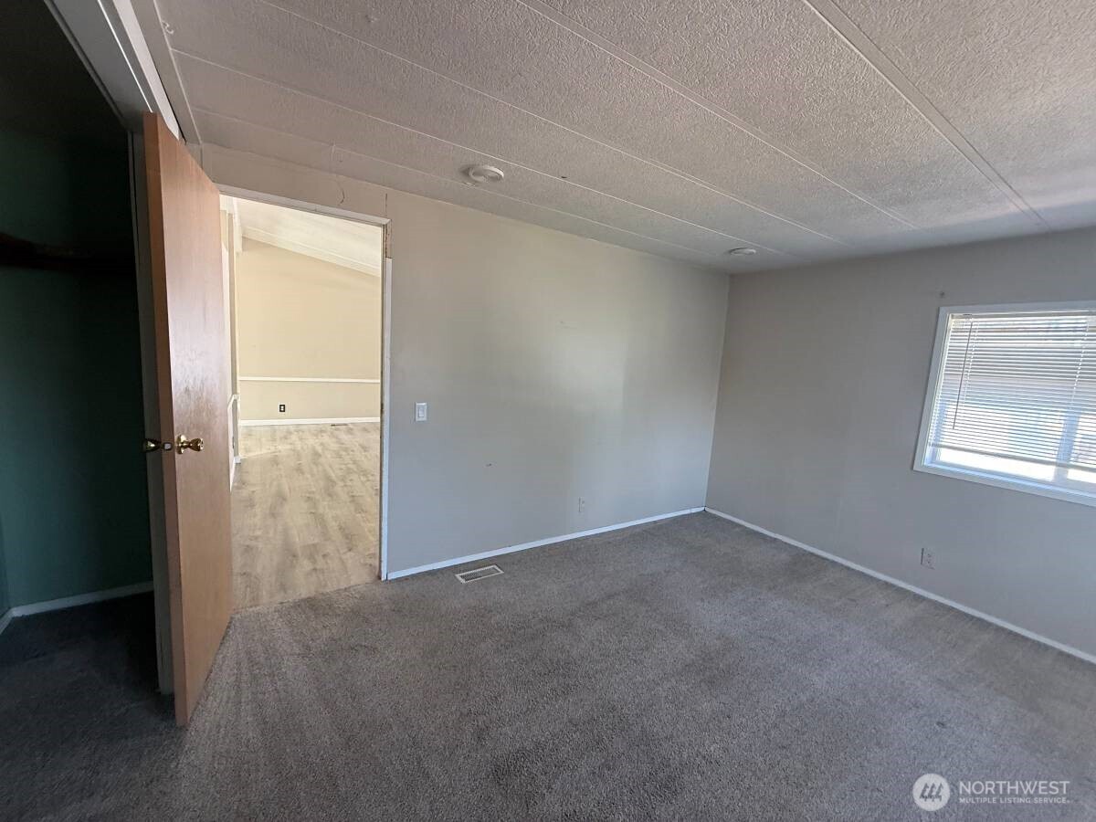 10203 217th Avenue Ct Property Photo 9