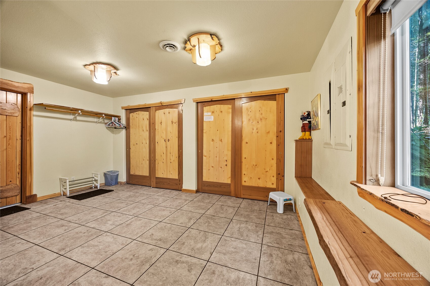 106 Timber Trail Property Photo 8