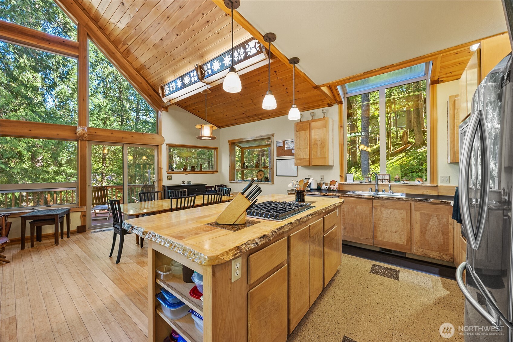 106 Timber Trail Property Photo 11