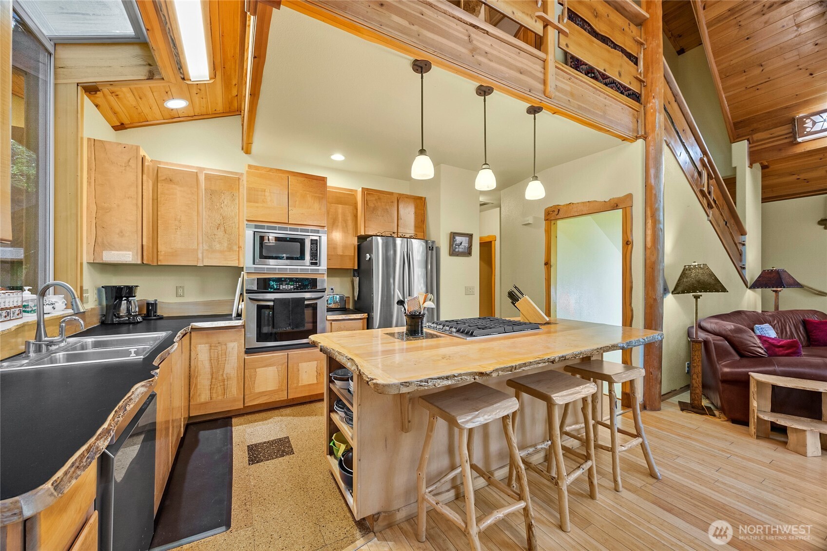 106 Timber Trail Property Photo 13