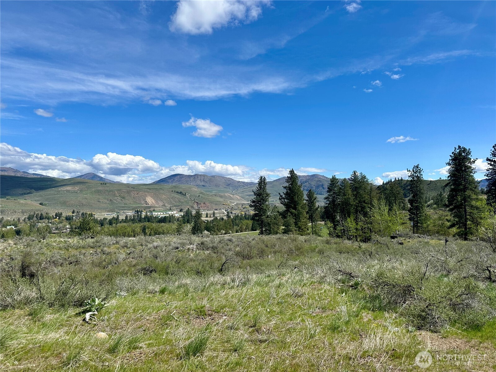 2 X Alder Road Property Photo 8