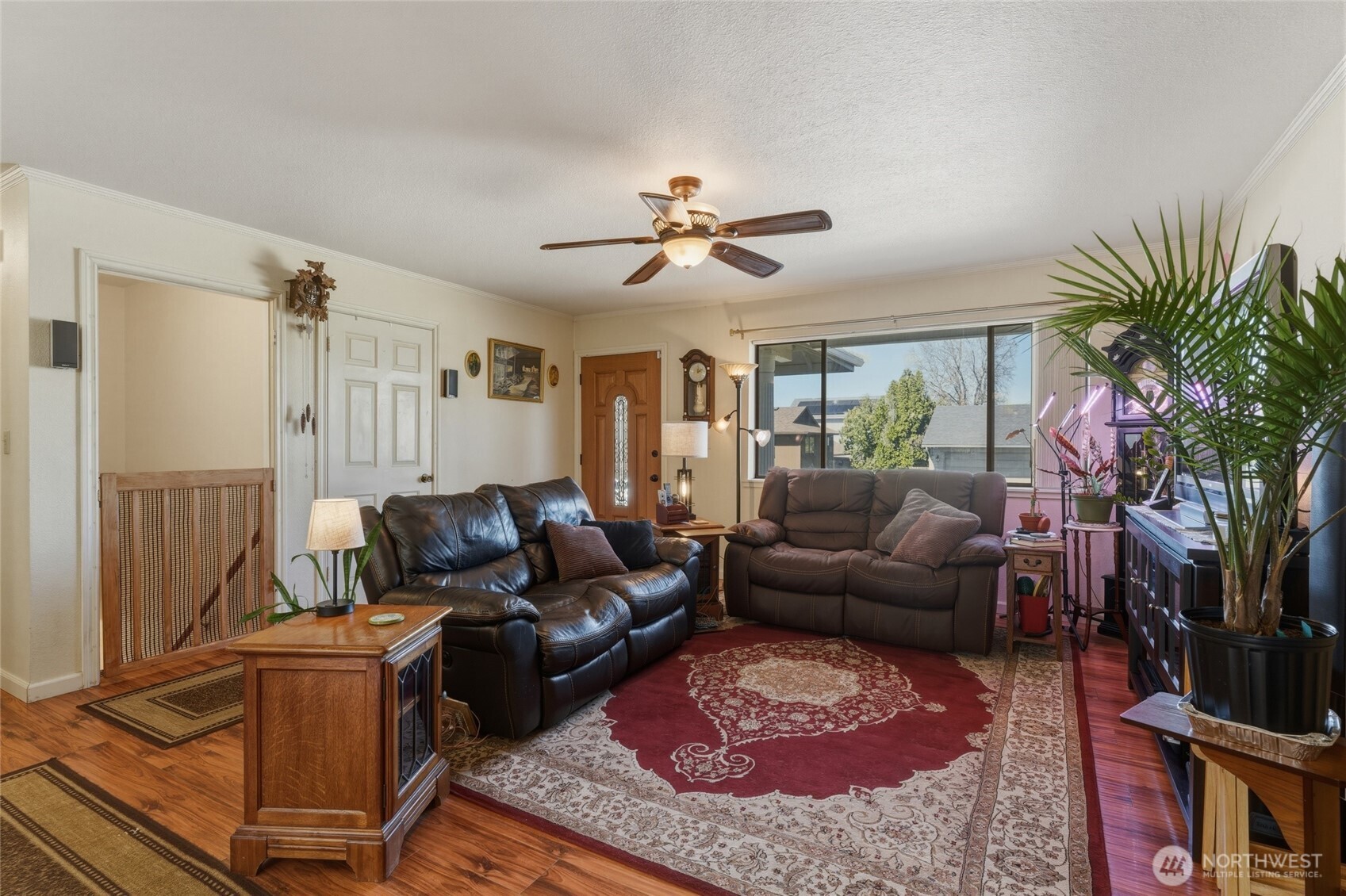 1140 Se Colonial Drive Property Photo 3