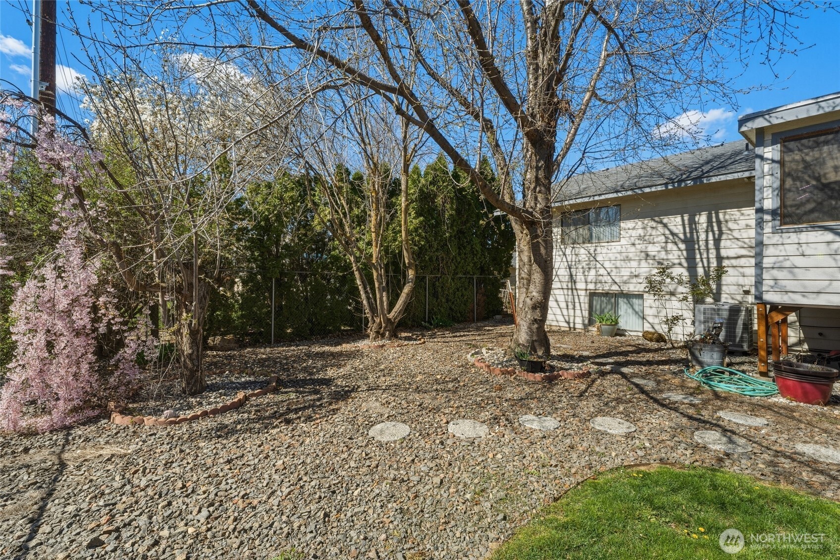 1140 Se Colonial Drive Property Photo 35