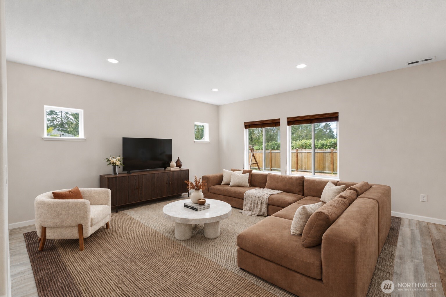 165 Meadow Loop Property Photo 4