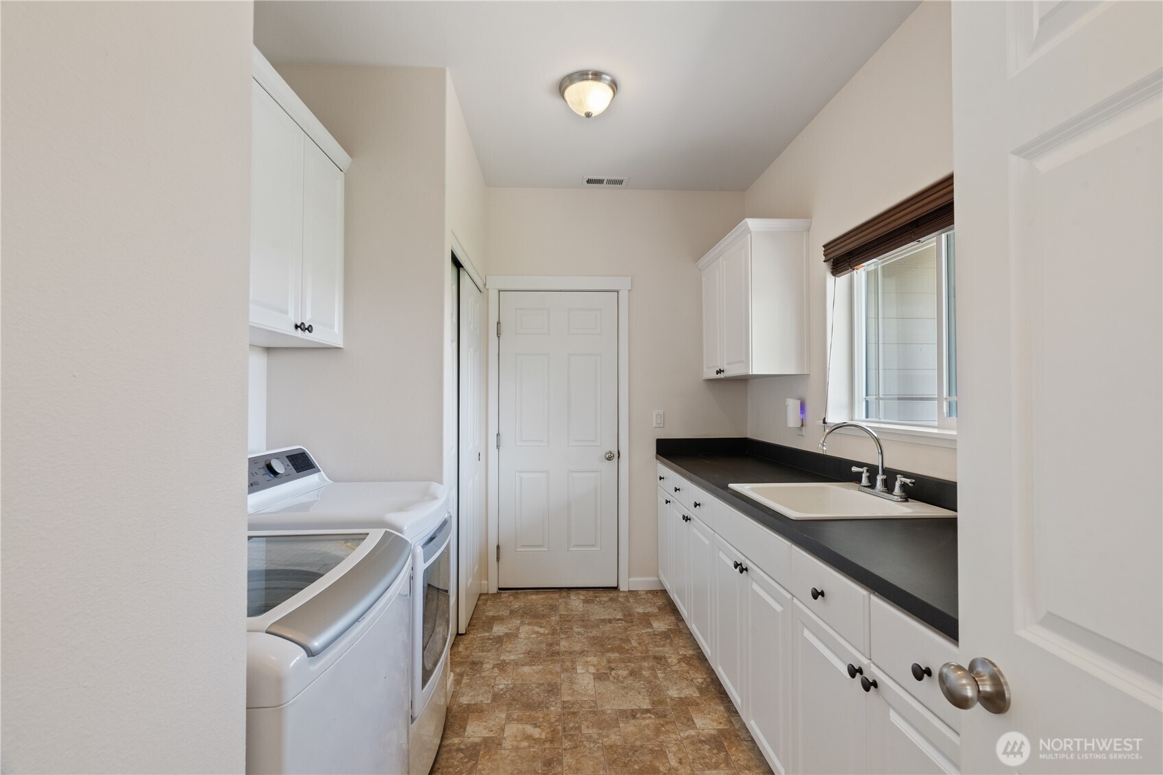 165 Meadow Loop Property Photo 27