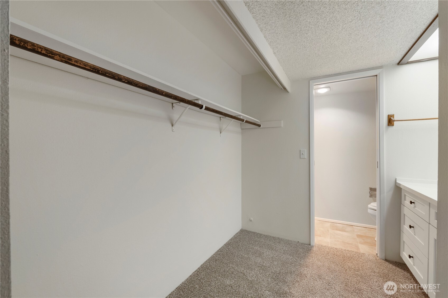 8501 Zircon Drive D56 Property Photo 15