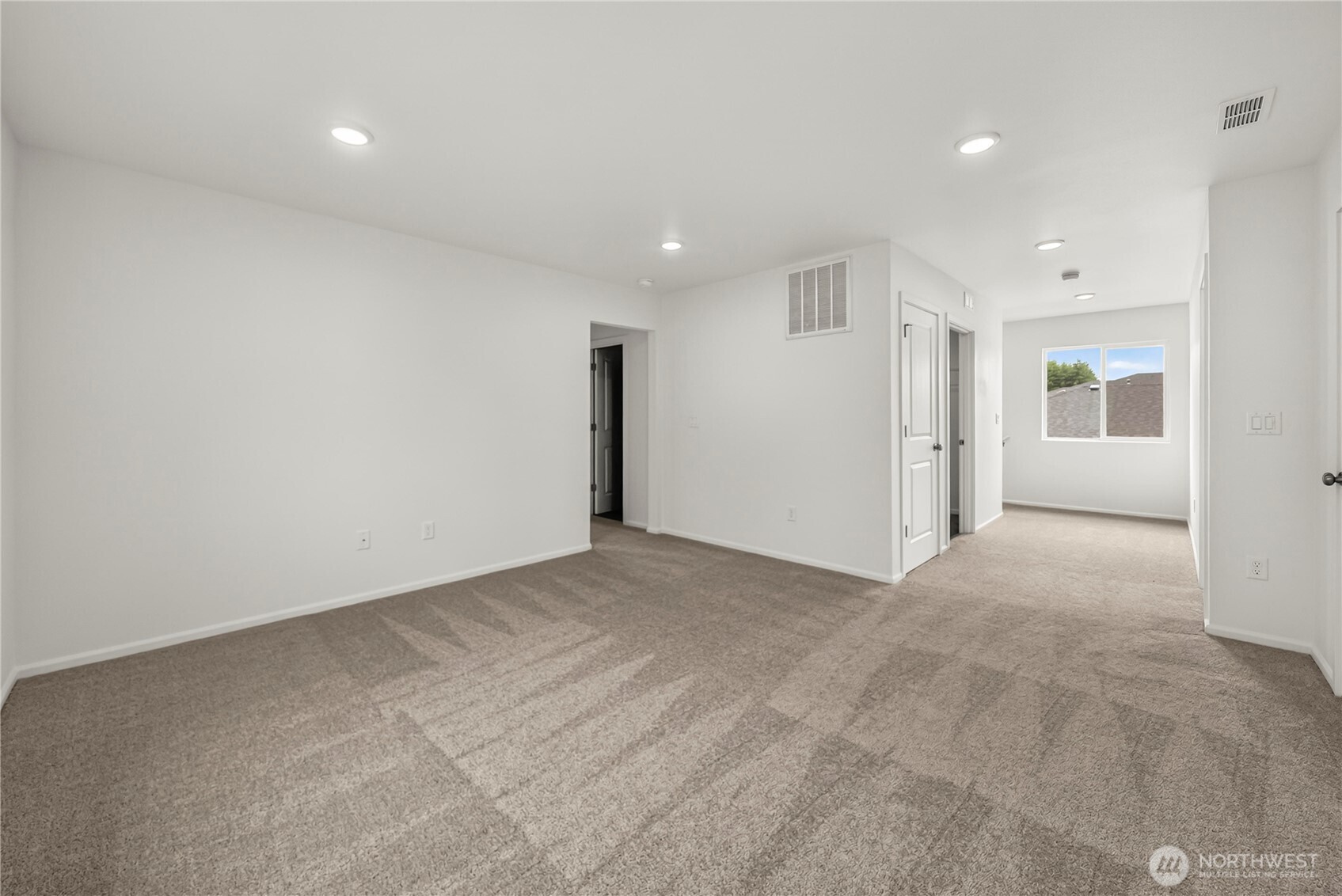 114 Willowbrook Drive Property Photo 17