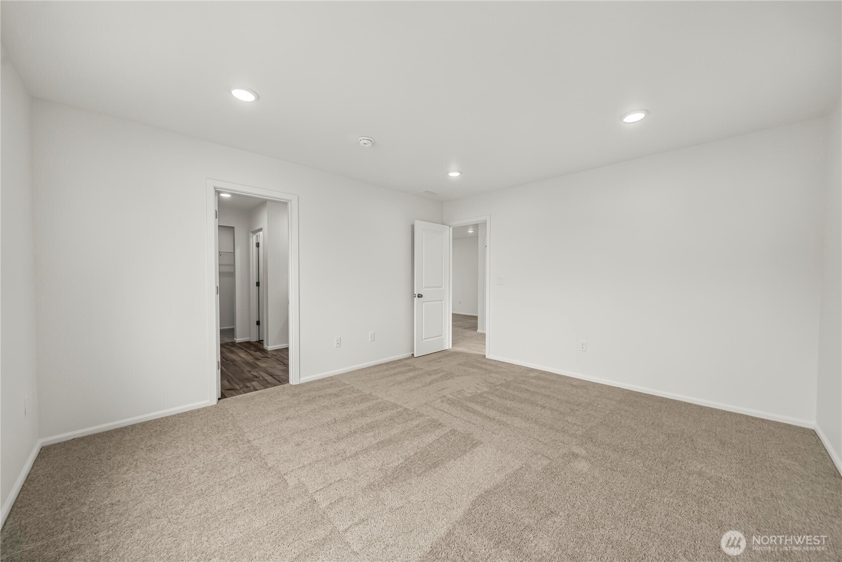 114 Willowbrook Drive Property Photo 20