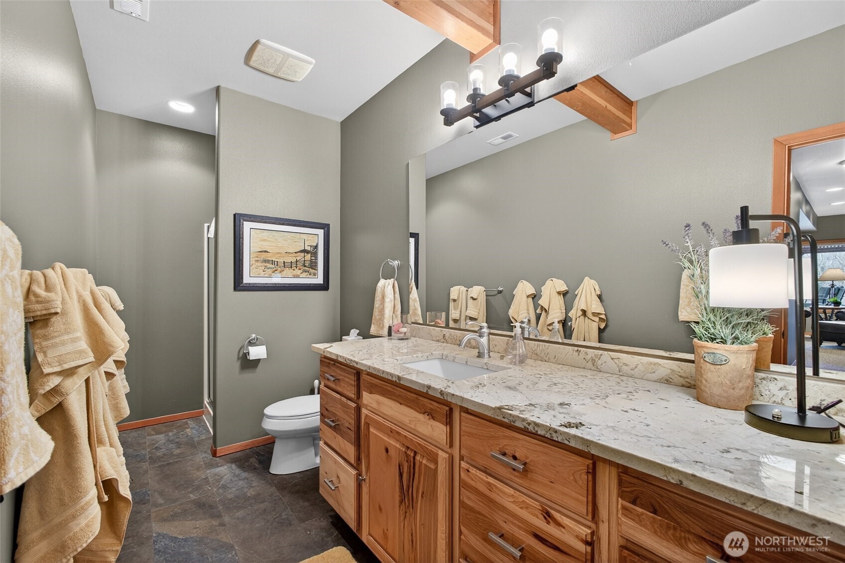 20701 Pelton Place Property Photo 32