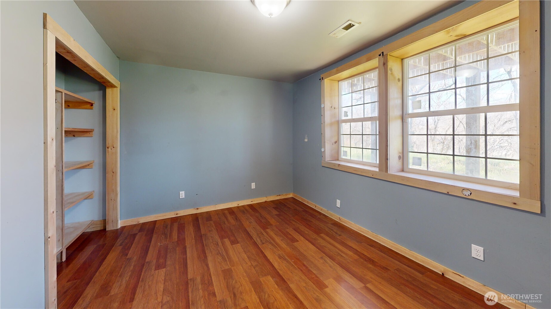 1803 Juniper Property Photo 8