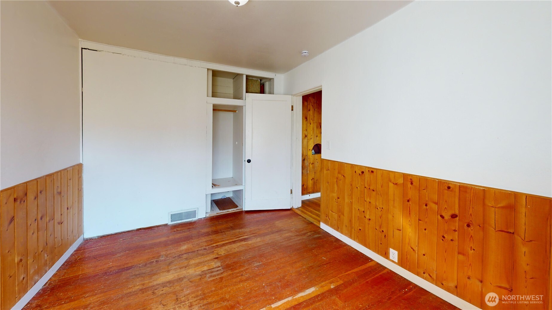 1803 Juniper Property Photo 12