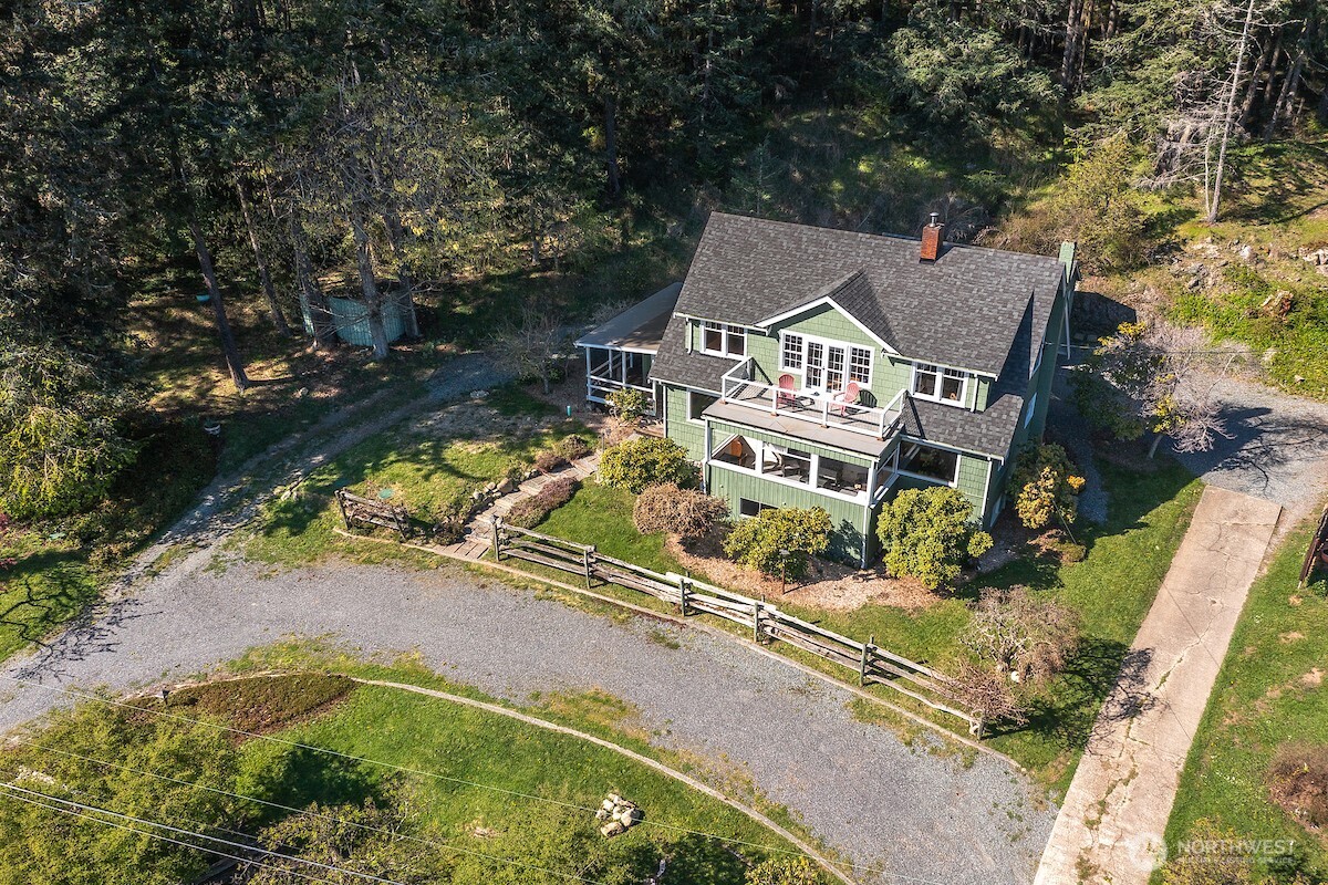 445 Point Lawrence Road Property Photo 3