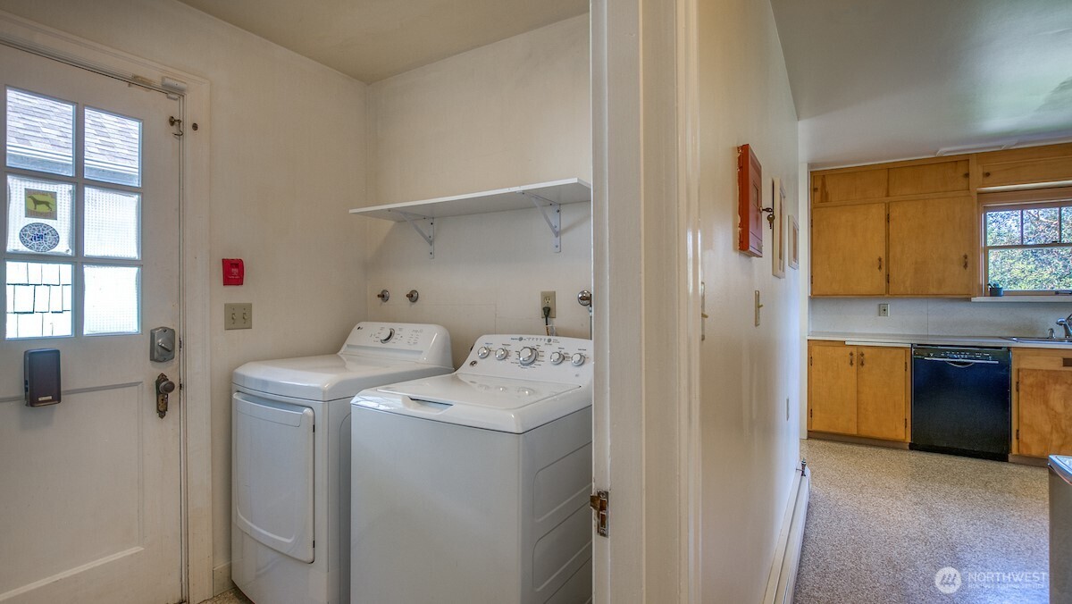 445 Point Lawrence Road Property Photo 31