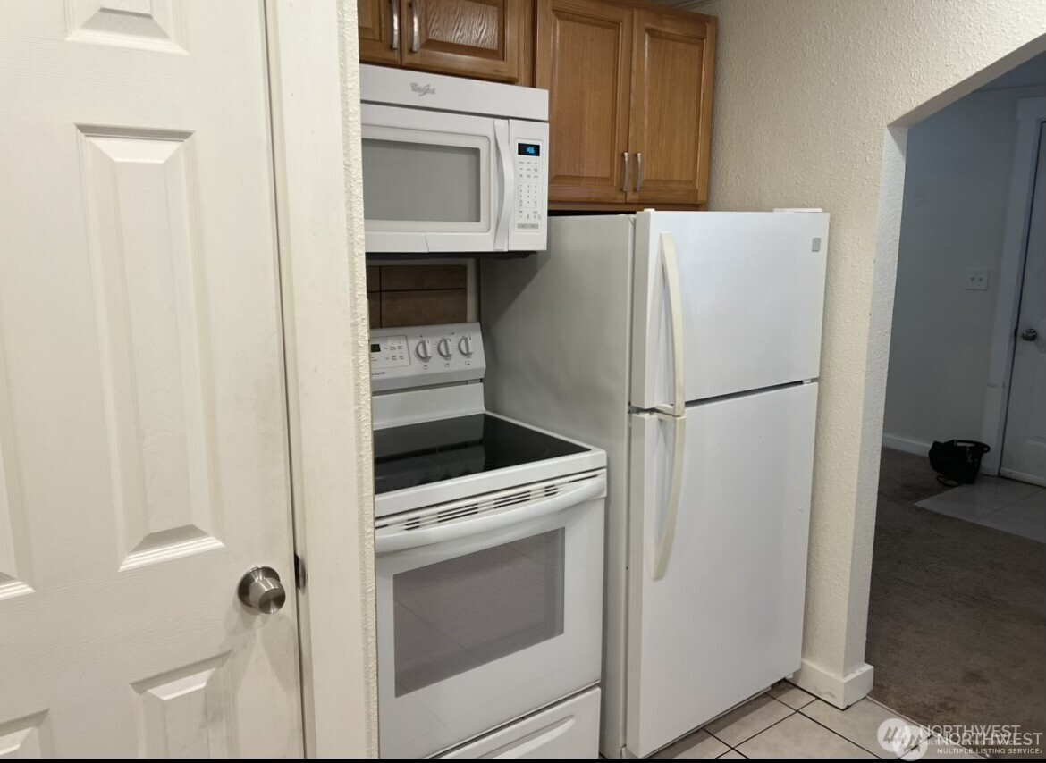 811 & 813 E Fairhaven Avenue Property Photo 16
