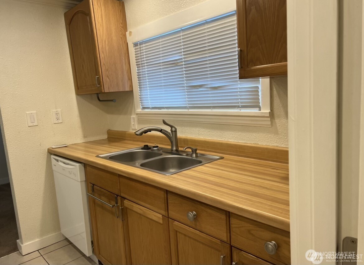 811 & 813 E Fairhaven Avenue Property Photo 19