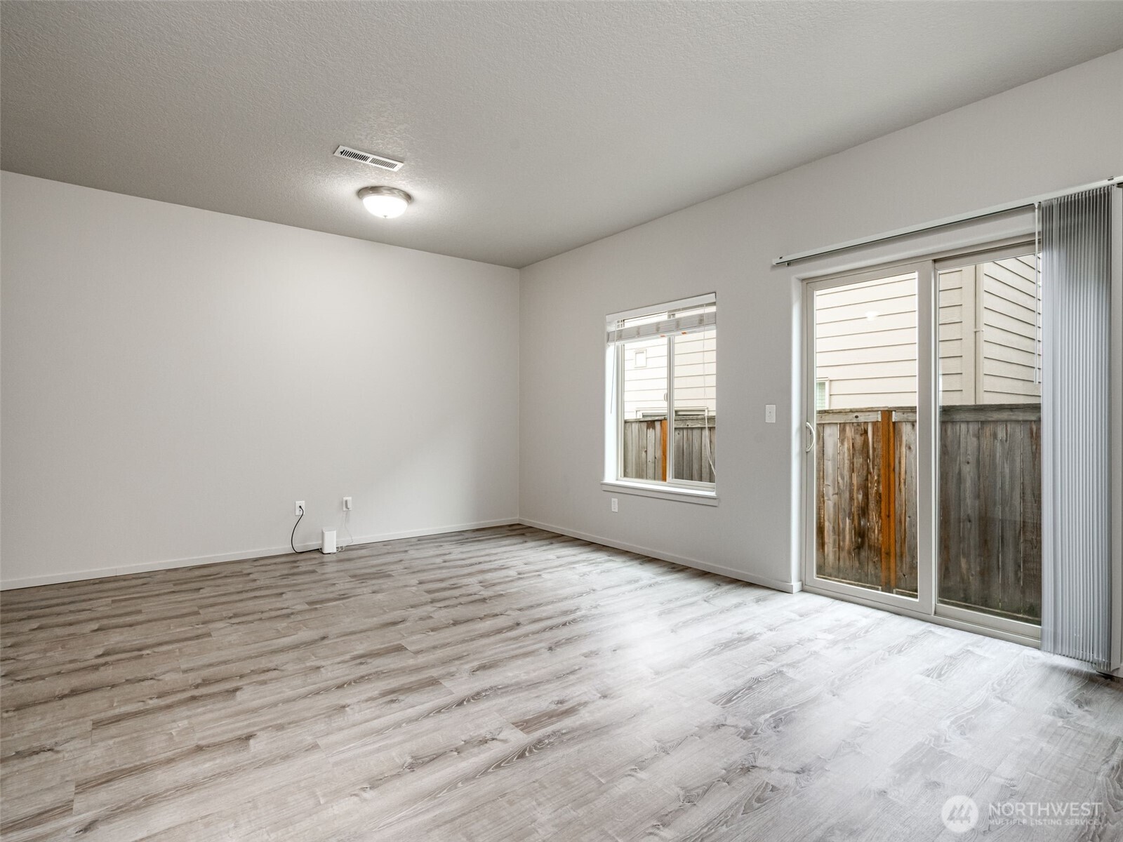 1427 Ne 83rd Drive Property Photo 12