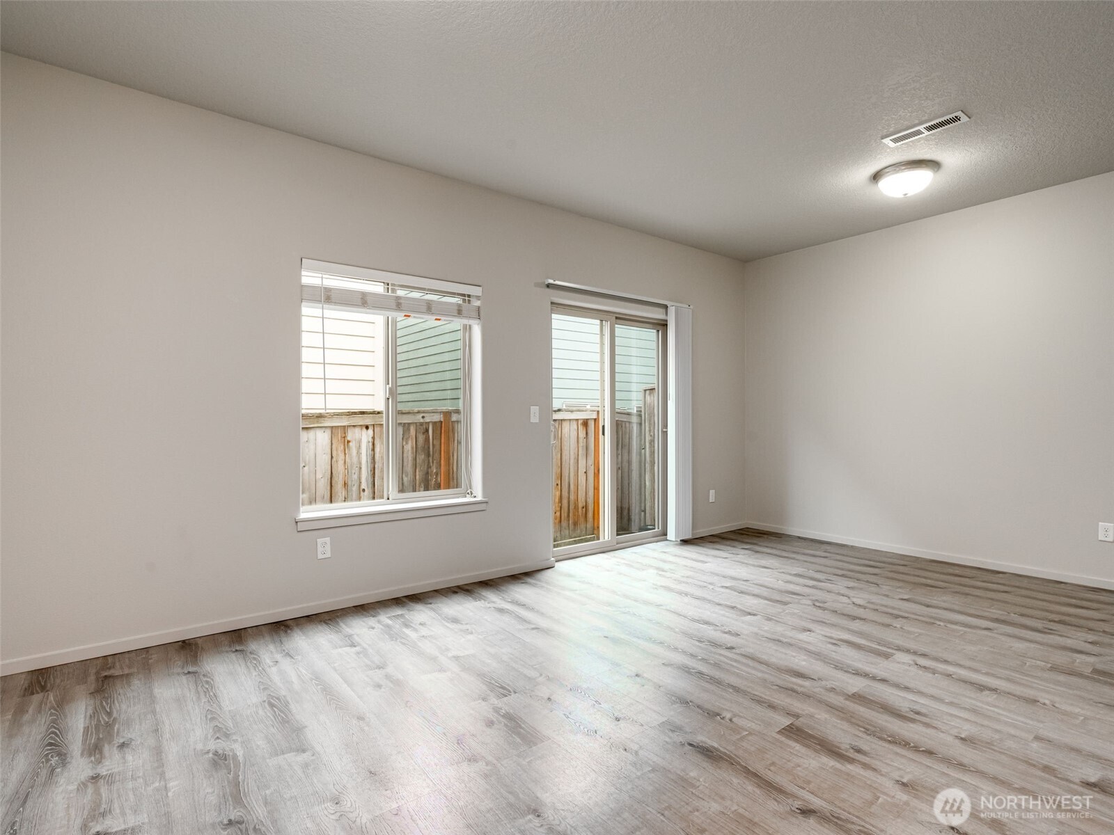 1427 Ne 83rd Drive Property Photo 14