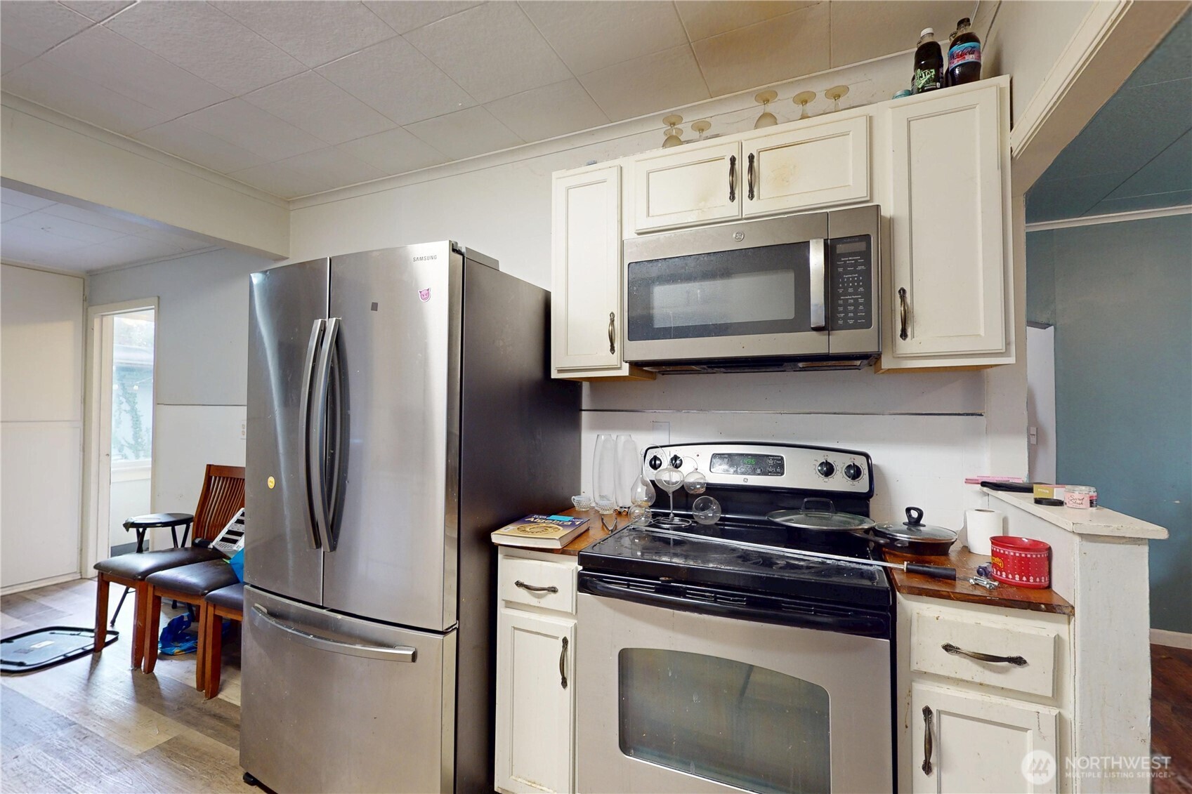 1516 Riddell Street Property Photo 5