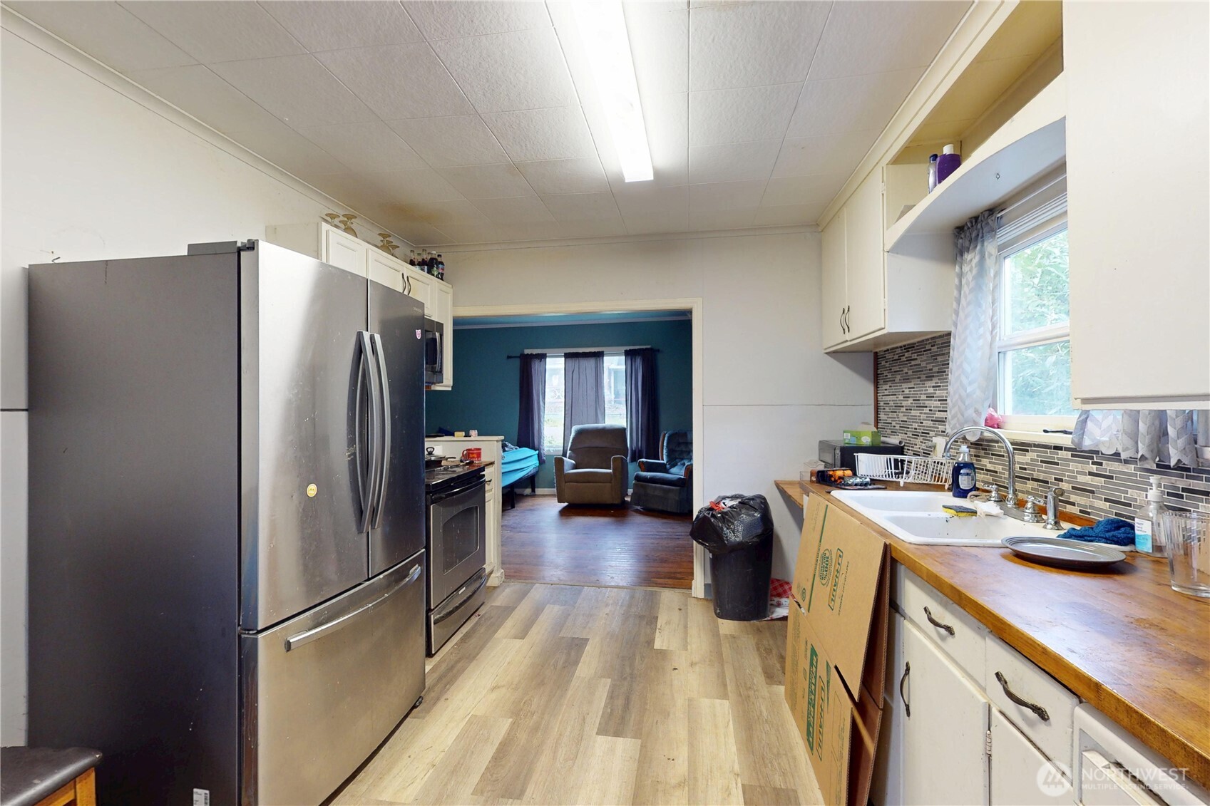 1516 Riddell Street Property Photo 8