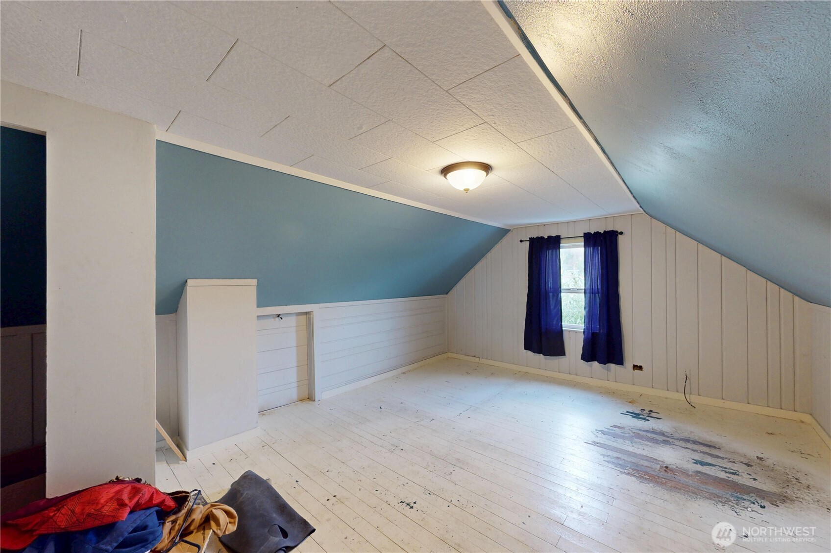 1516 Riddell Street Property Photo 22