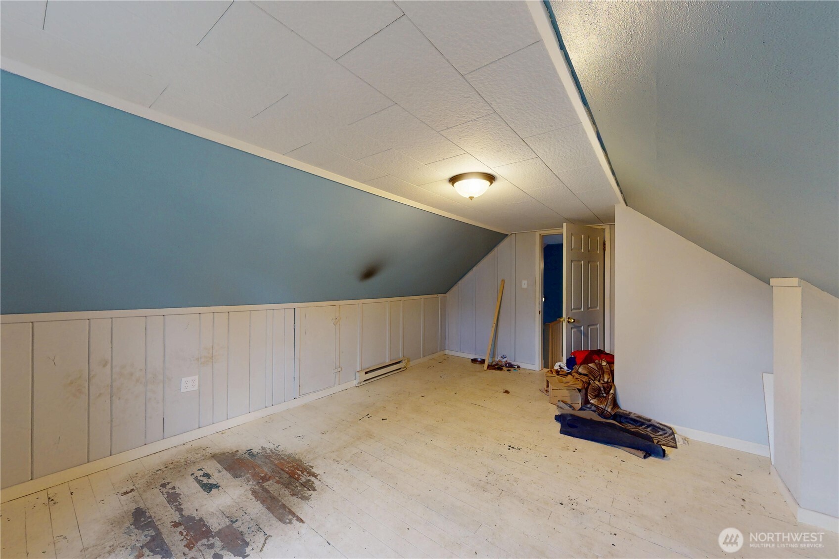 1516 Riddell Street Property Photo 23