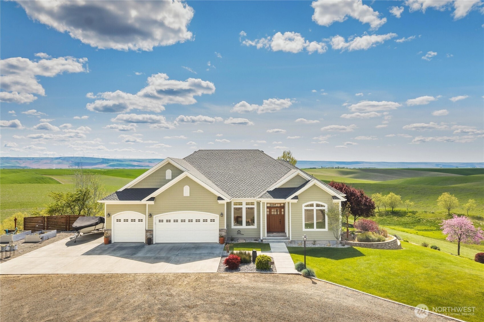 167 Rawhide Road Property Photo 3