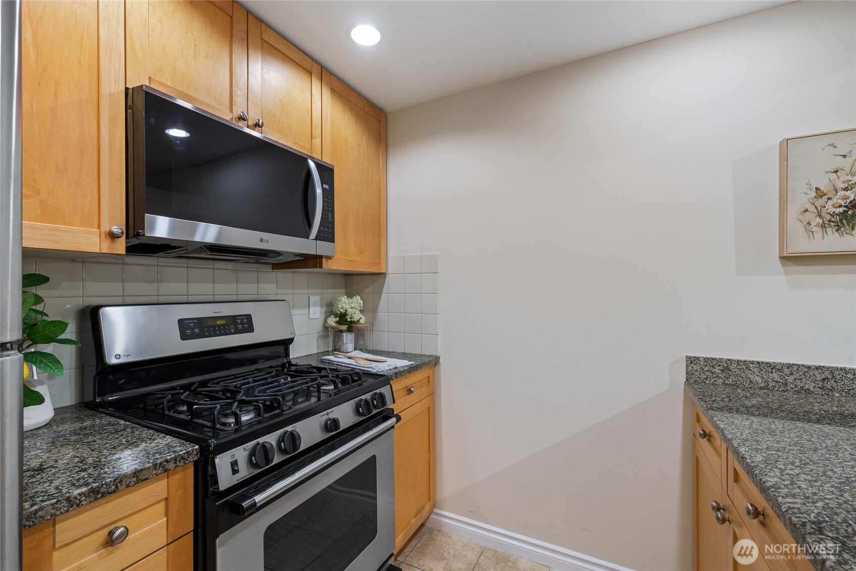 1420 Terry Avenue 607 Property Photo 12