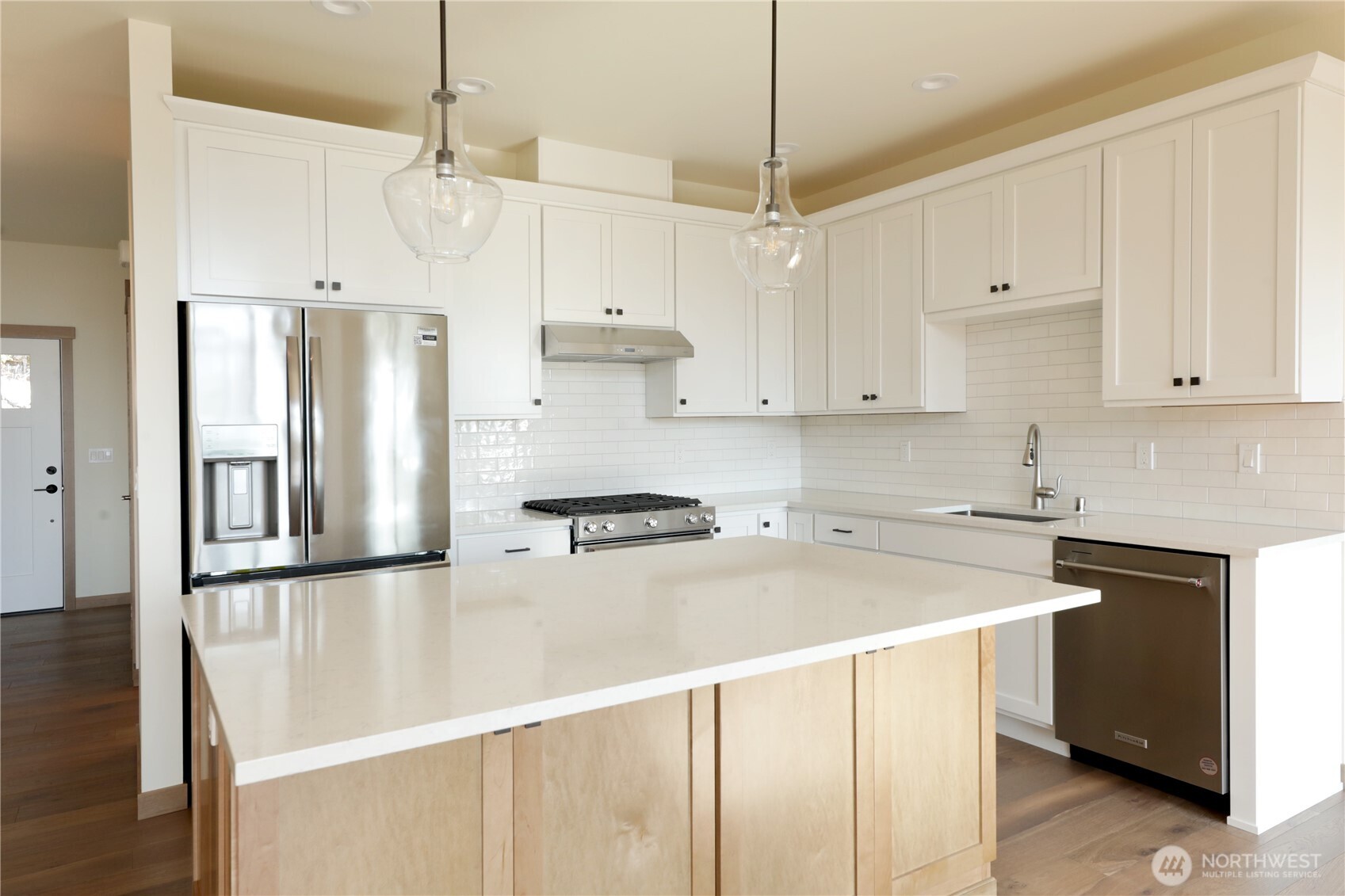 1806 Twin Oaks Lane Property Photo 8