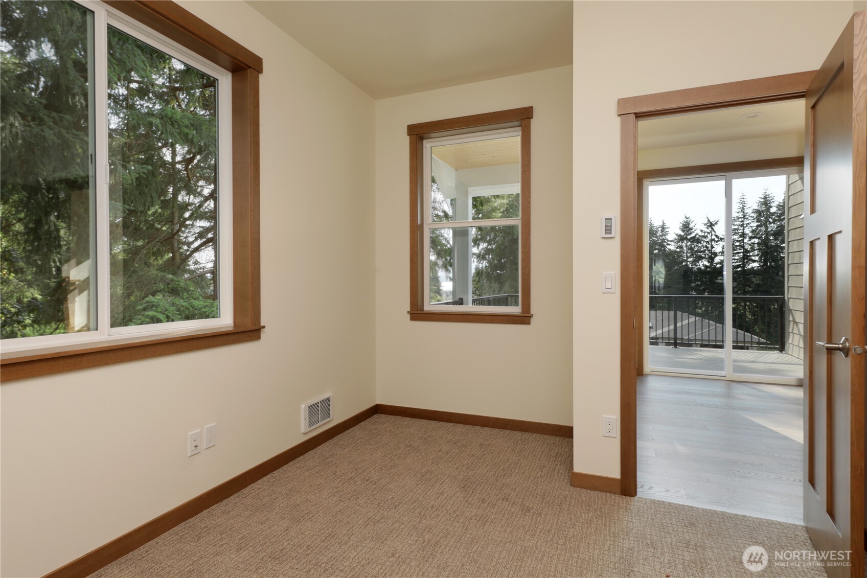 1806 Twin Oaks Lane Property Photo 16