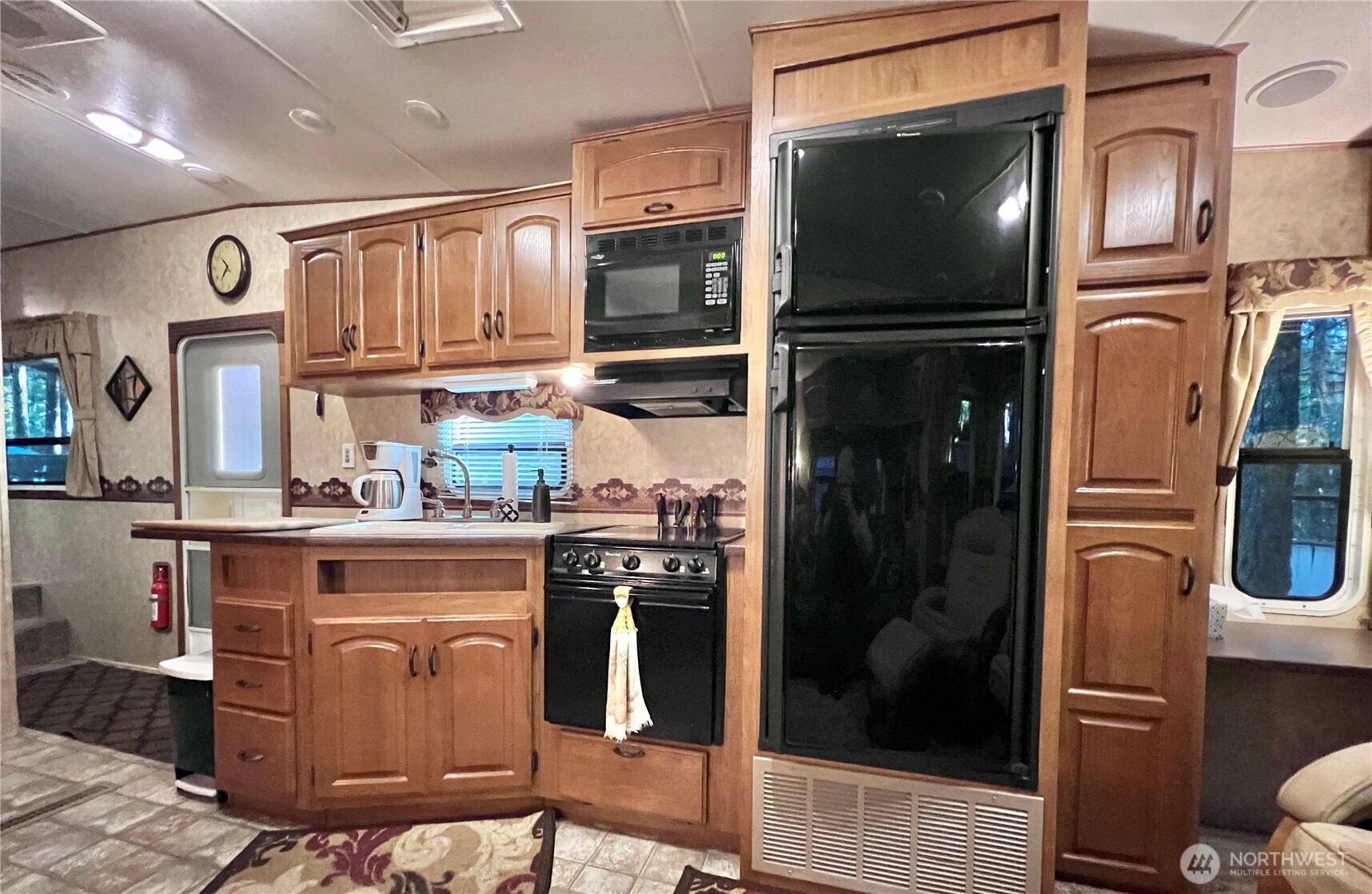 240 Shinn Canyon Drive Property Photo 15