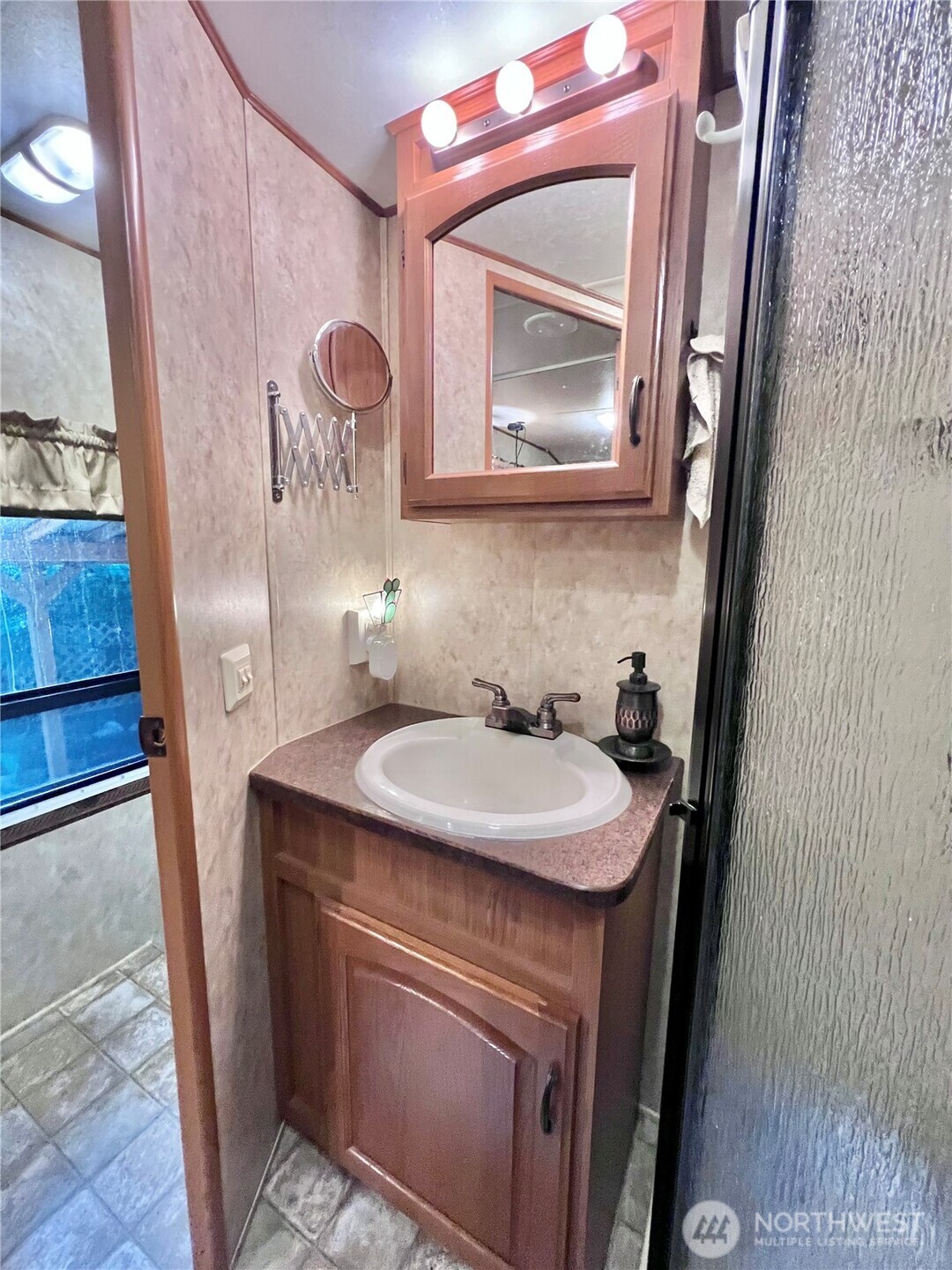 240 Shinn Canyon Drive Property Photo 23
