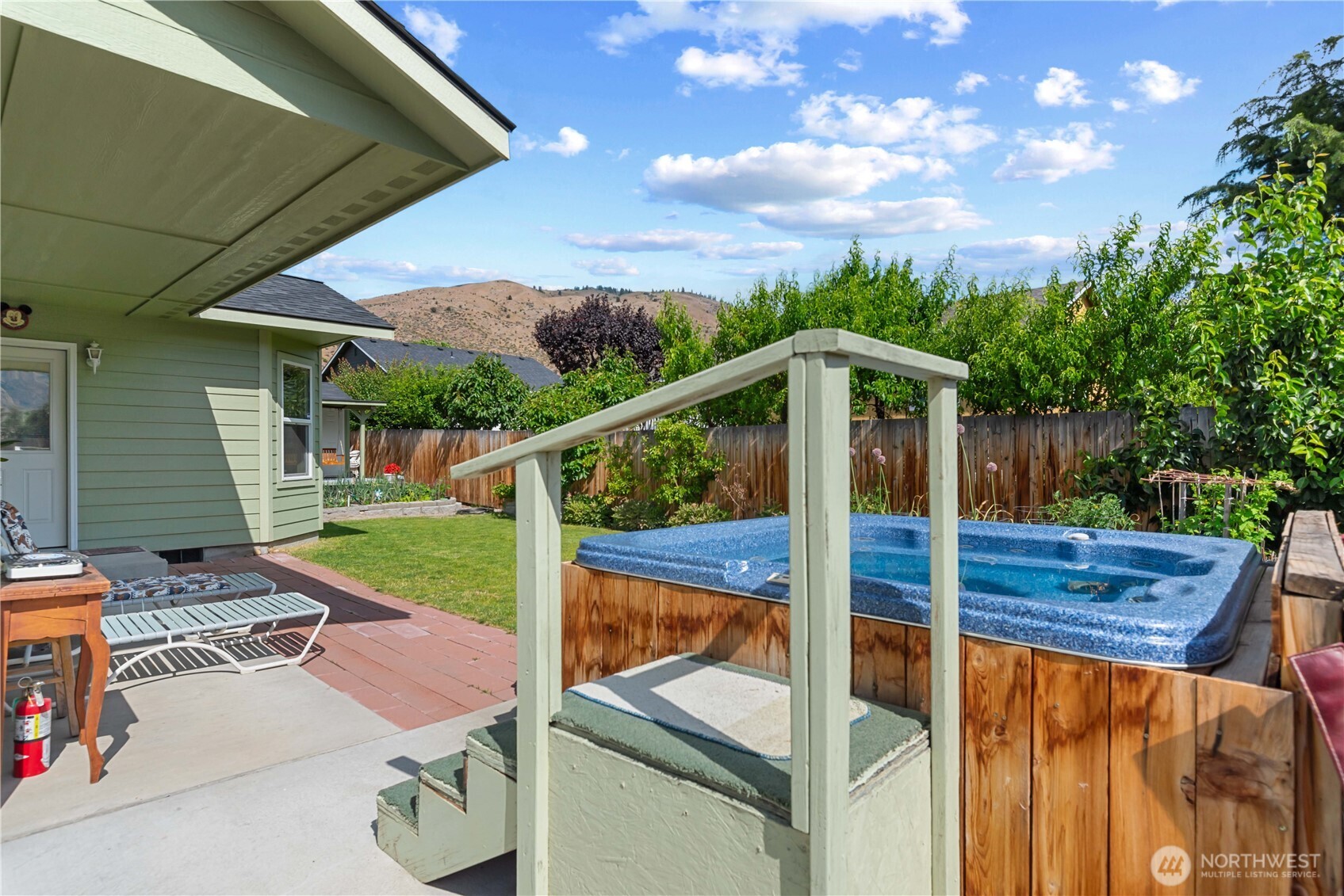 1010 Crest Loop Property Photo 20
