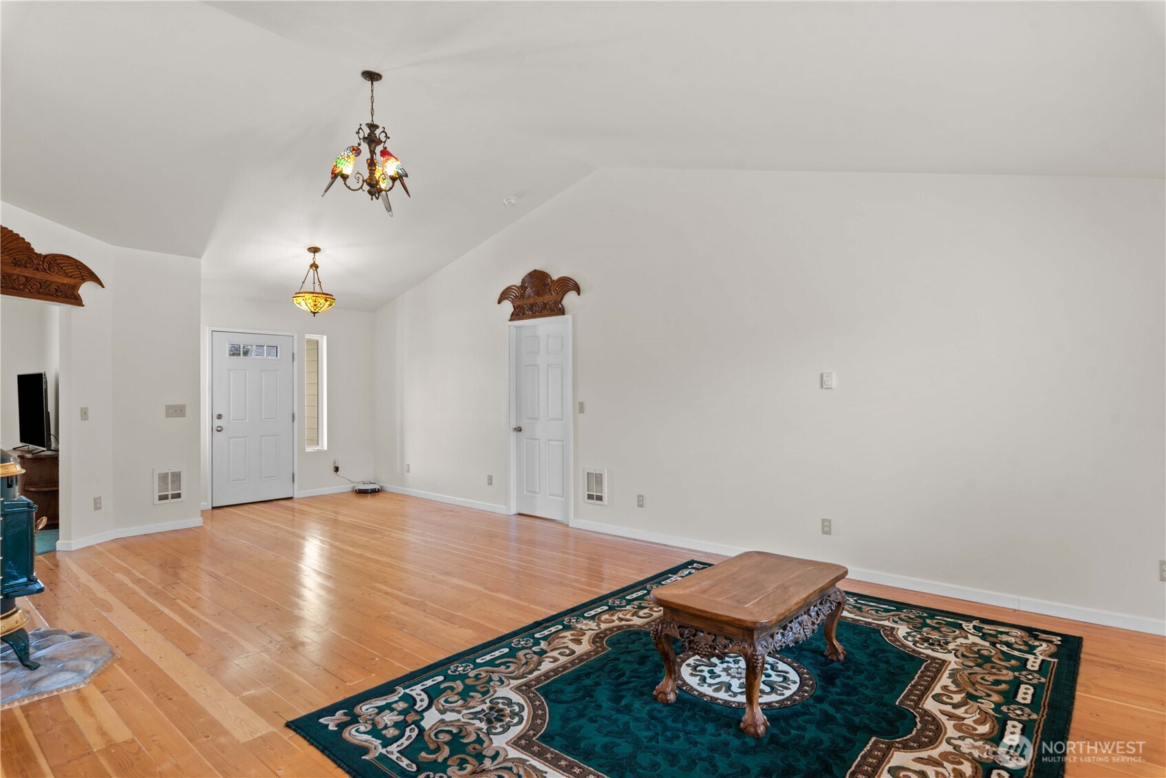 1010 Crest Loop Property Photo 23