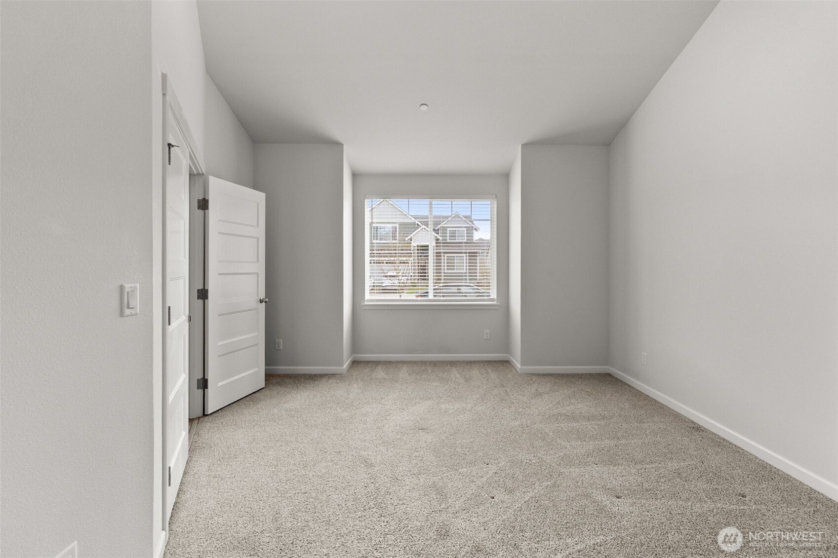 9116 Carlos Way Property Photo 5